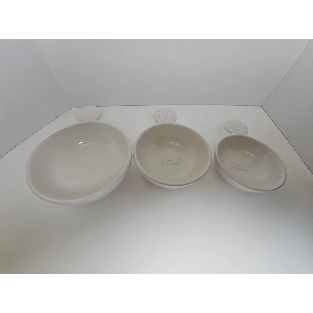 Hallmark Snowflake Nesting Ceramic Measuring Cups Set Of‎ 3